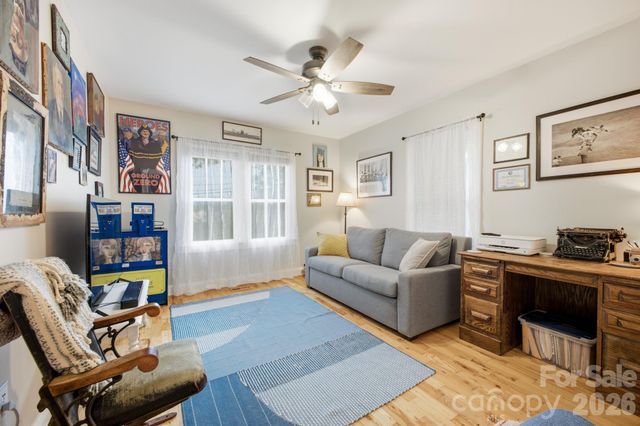1207 Willow Road, Hendersonville, NC 28739