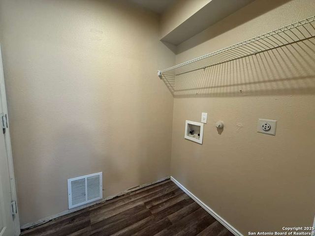 8927 Gill, San Antonio, TX 78254