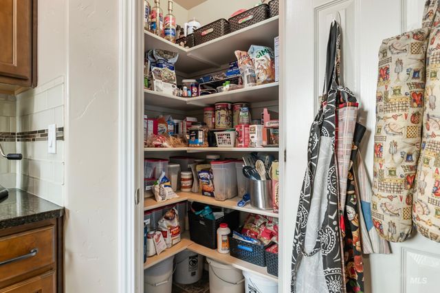 1009 E Ludlow St, Kuna, ID 83634