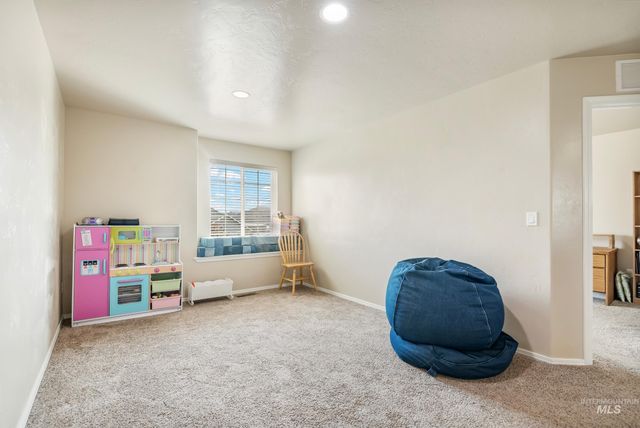 1009 E Ludlow St, Kuna, ID 83634