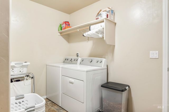 1009 E Ludlow St, Kuna, ID 83634