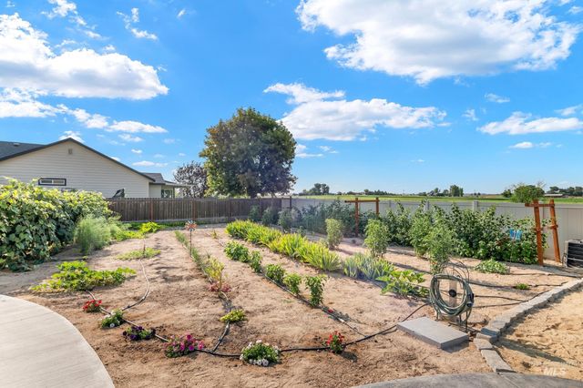 1009 E Ludlow St, Kuna, ID 83634