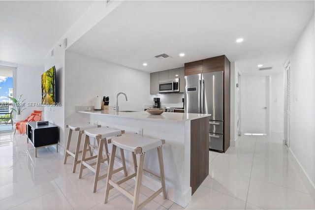 9261 E Bay Harbor Drive 507, Bay Harbor Islands, FL 33154