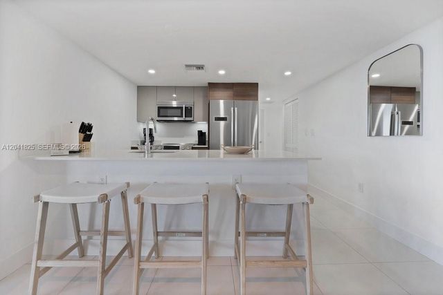 9261 E Bay Harbor Drive 507, Bay Harbor Islands, FL 33154