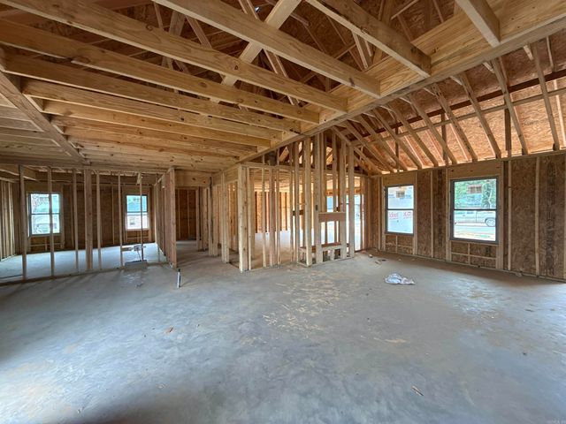 303 Millie Court, Austin, AR 72176