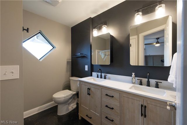 3800 Rosemont Boulevard, Fairlawn, OH 44333