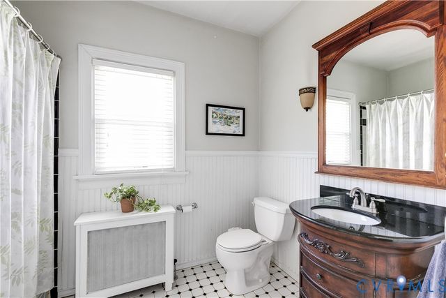 1817 Maple Shade Ln, Richmond, VA 23227