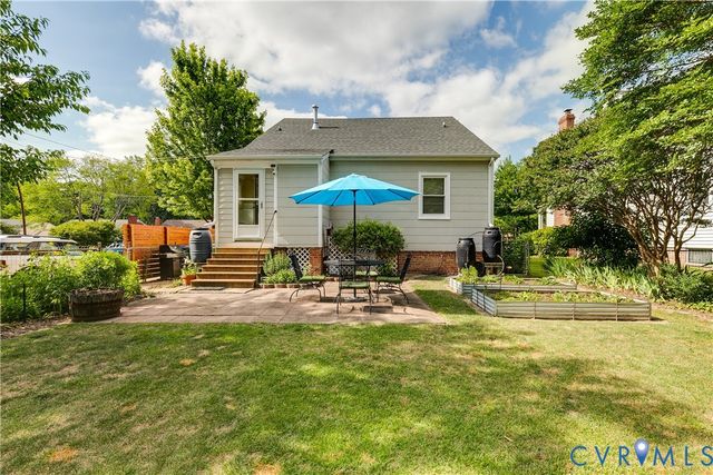 1817 Maple Shade Ln, Richmond, VA 23227