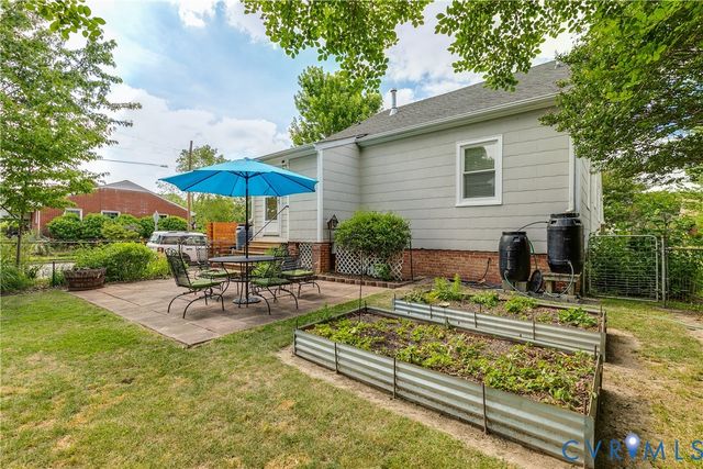 1817 Maple Shade Ln, Richmond, VA 23227