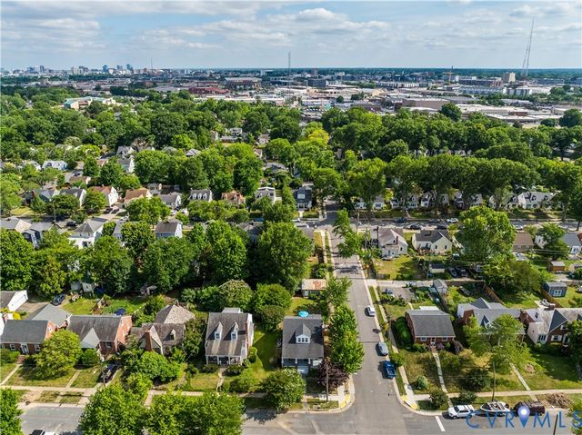 1817 Maple Shade Ln, Richmond, VA 23227