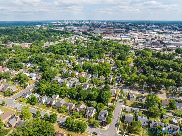 1817 Maple Shade Ln, Richmond, VA 23227