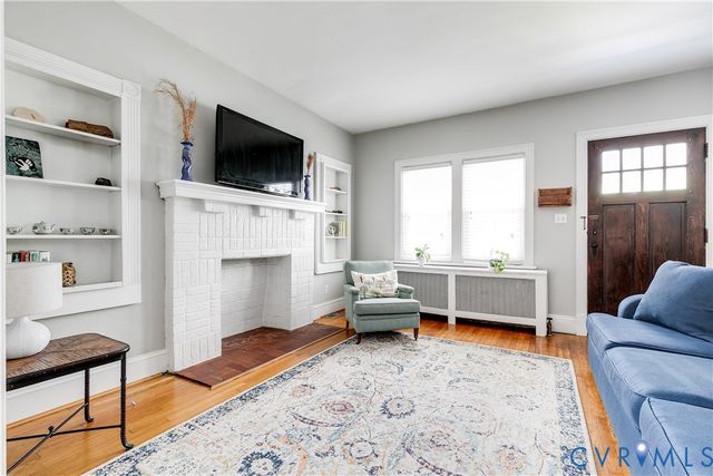 1817 Maple Shade Ln, Richmond, VA 23227