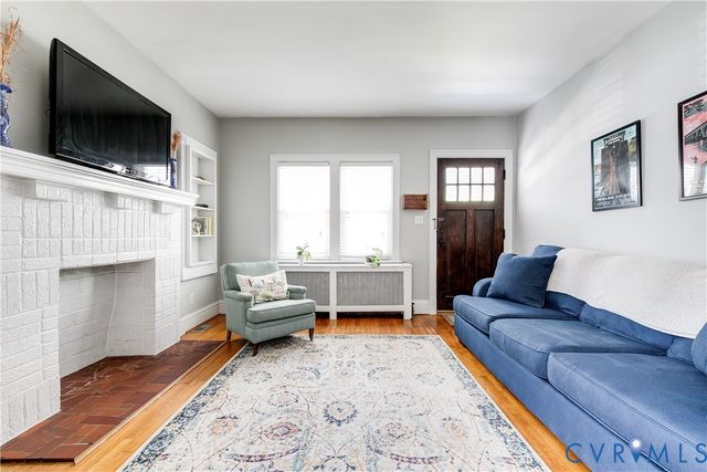 1817 Maple Shade Ln, Richmond, VA 23227