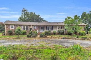 1806 Fork Shoals Road, Greenville, SC 29605