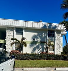 2302 Sunrise Boulevard 3-201, Fort Pierce, FL 34982