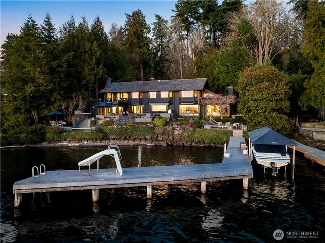 18 Holly Lane, Mercer Island, WA 98040