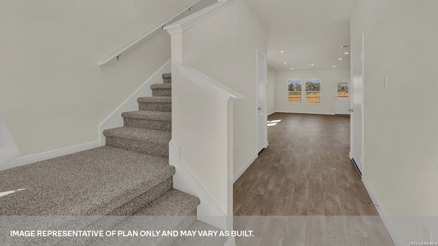 311 YELLOWSTONE DRIVE, Kyle, TX 78640