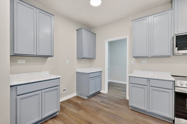 3520 Under Par, San Antonio, TX 78245