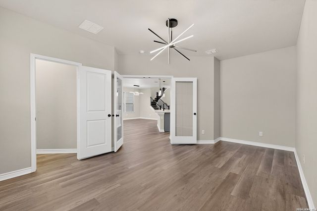 3520 Under Par, San Antonio, TX 78245