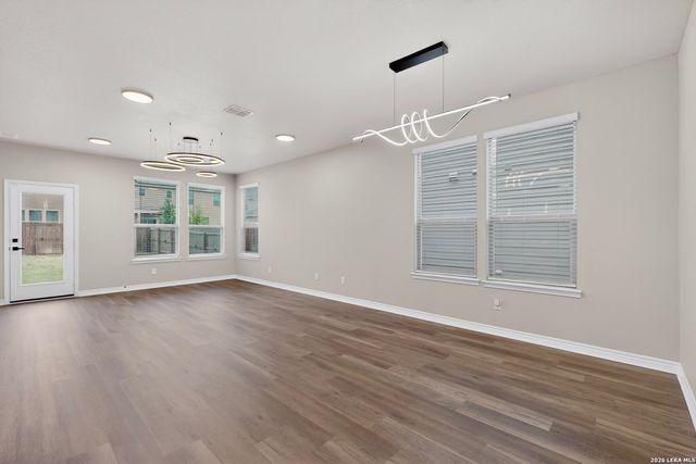 3520 Under Par, San Antonio, TX 78245