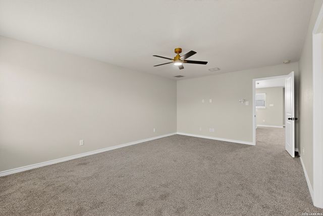 3520 Under Par, San Antonio, TX 78245