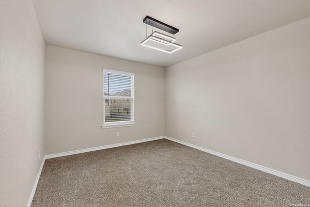 3520 Under Par, San Antonio, TX 78245