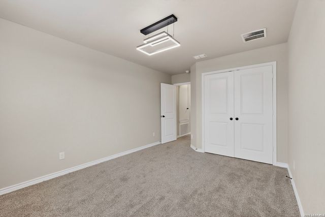 3520 Under Par, San Antonio, TX 78245