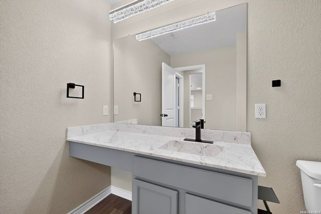 3520 Under Par, San Antonio, TX 78245