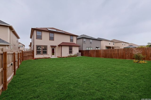 3520 Under Par, San Antonio, TX 78245