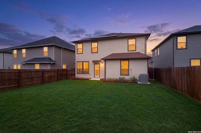 3520 Under Par, San Antonio, TX 78245