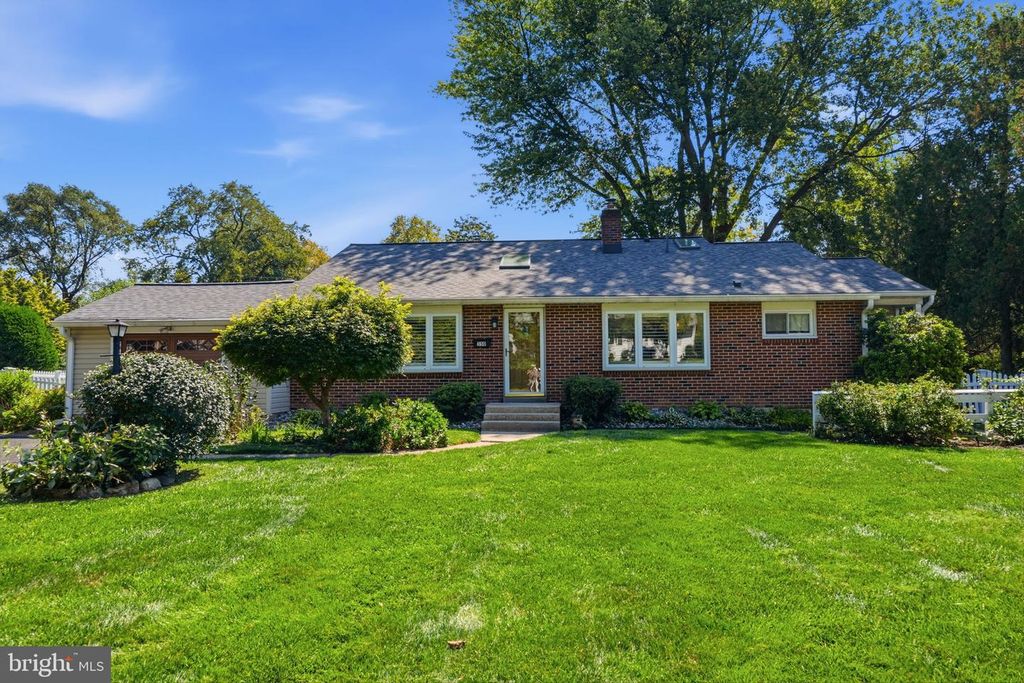 350 SUMMIT AVE, LANGHORNE, PA 19047 — photo 2