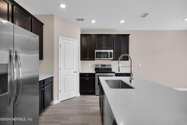 12811 JOSSLYN Lane, Jacksonville, FL 32246
