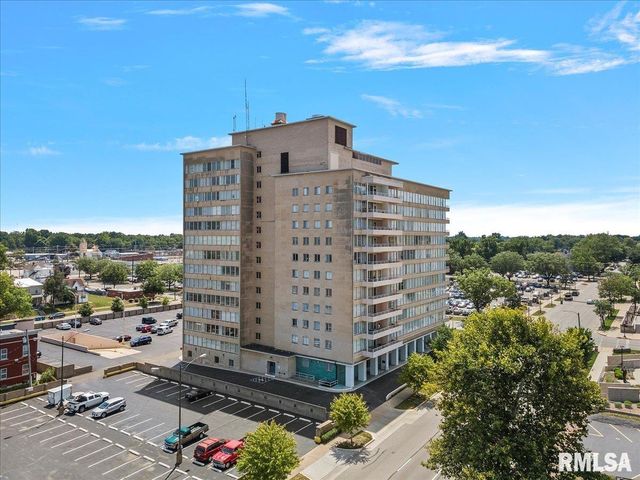 718 S 7th St Unit 1000, Springfield, IL 62703