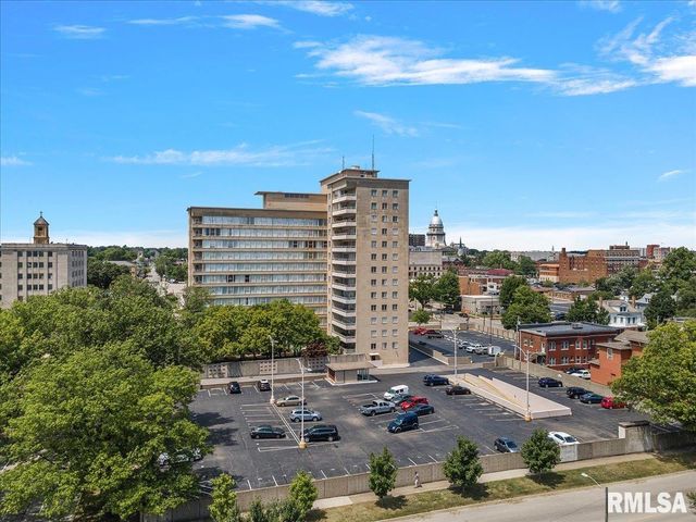 718 S 7th St Unit 1000, Springfield, IL 62703