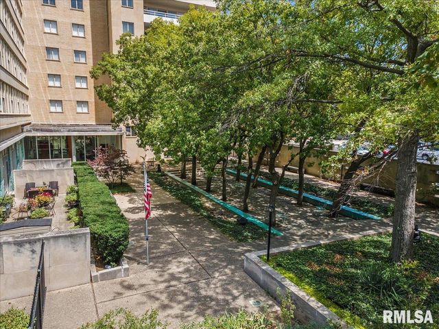 718 S 7th St Unit 1000, Springfield, IL 62703