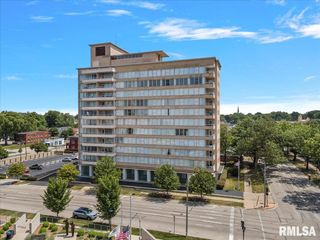 718 S 7th St Unit 1000, Springfield, IL 62703