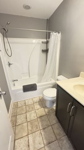 688 Fox Trail Ct, Clarksville, TN 37040