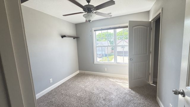 688 Fox Trail Ct, Clarksville, TN 37040