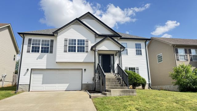 688 Fox Trail Ct, Clarksville, TN 37040
