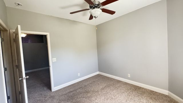 688 Fox Trail Ct, Clarksville, TN 37040