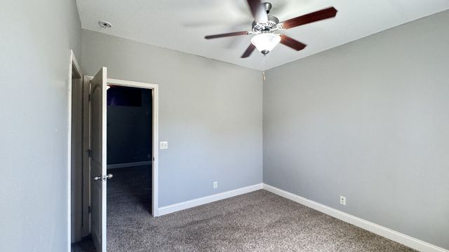 688 Fox Trail Ct, Clarksville, TN 37040