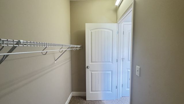 688 Fox Trail Ct, Clarksville, TN 37040