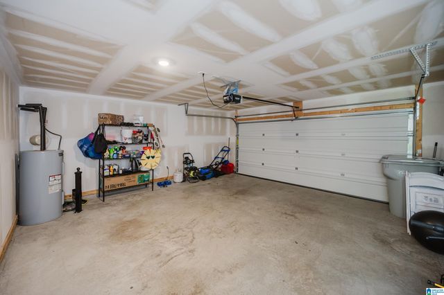 453 SADDLEWOOD COVE, Columbiana, AL 35051