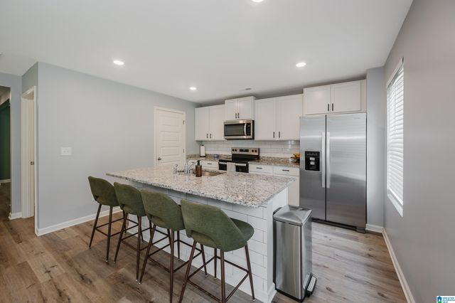453 SADDLEWOOD COVE, Columbiana, AL 35051