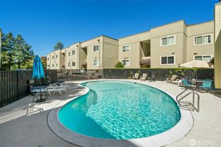 5844 NE 75th Street #A302, Seattle, WA 98115