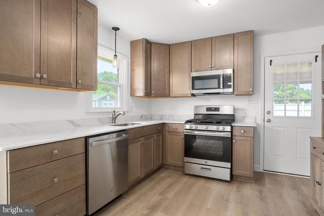 803 GRAFTON ST, Fredericksburg, VA 22405