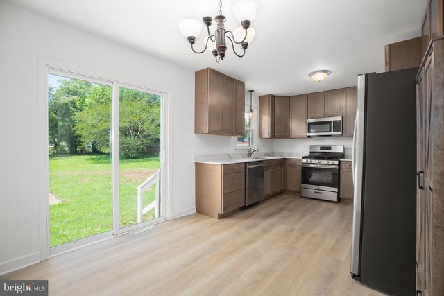803 GRAFTON ST, Fredericksburg, VA 22405