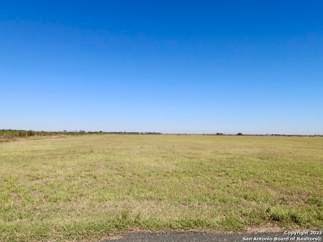 00 COUNTY ROAD 5717, Devine, TX 78016