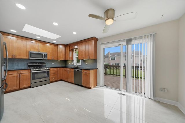 11453 Brook Hill Drive, Orland Park, IL 60467