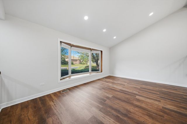 11453 Brook Hill Drive, Orland Park, IL 60467